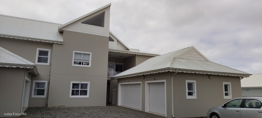 3 Bedroom Property for Sale in Marina Martinique Eastern Cape